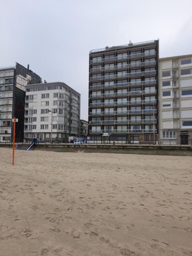 Apartamento Zeezicht Falcon Middelkerke Exterior foto