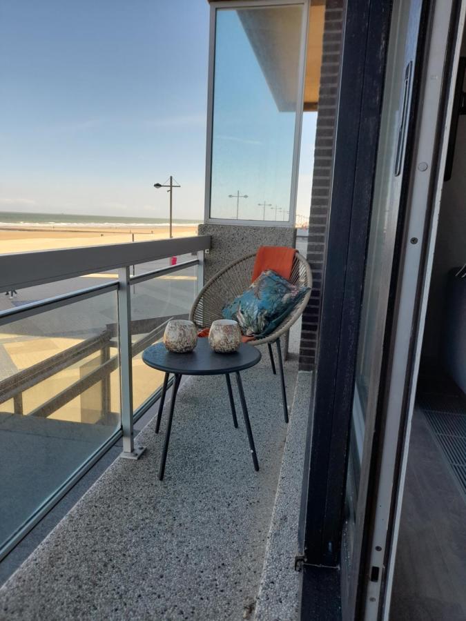 Apartamento Zeezicht Falcon Middelkerke Exterior foto